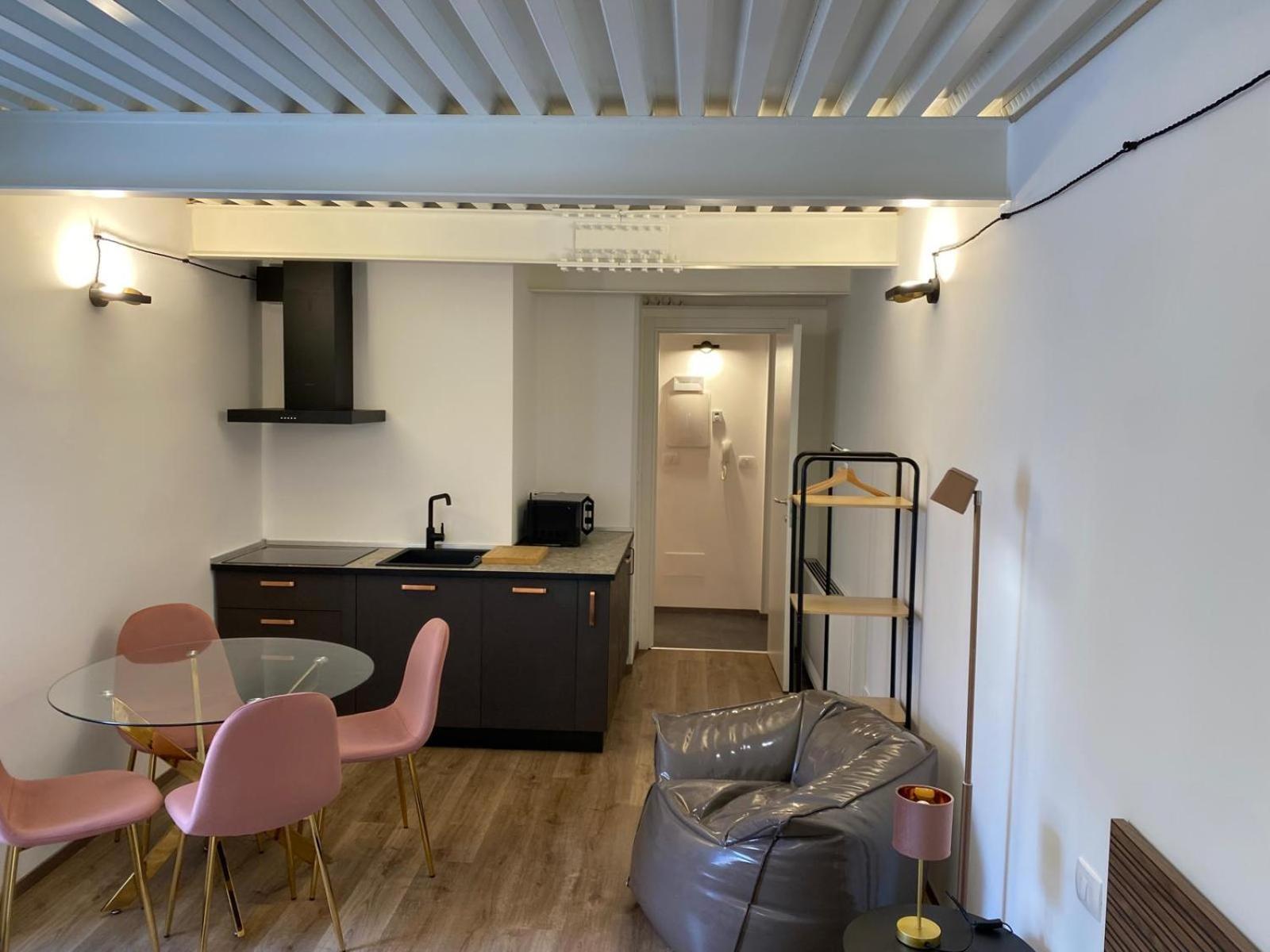 Al Fronte Mare Suites Apartments Múggia Екстериор снимка