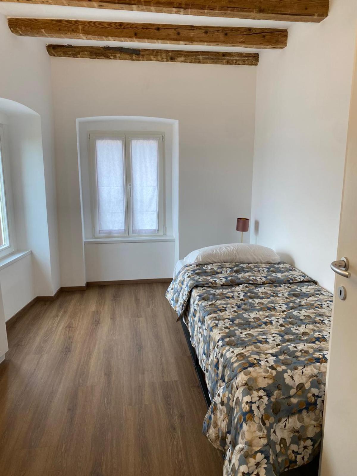 Al Fronte Mare Suites Apartments Múggia Екстериор снимка