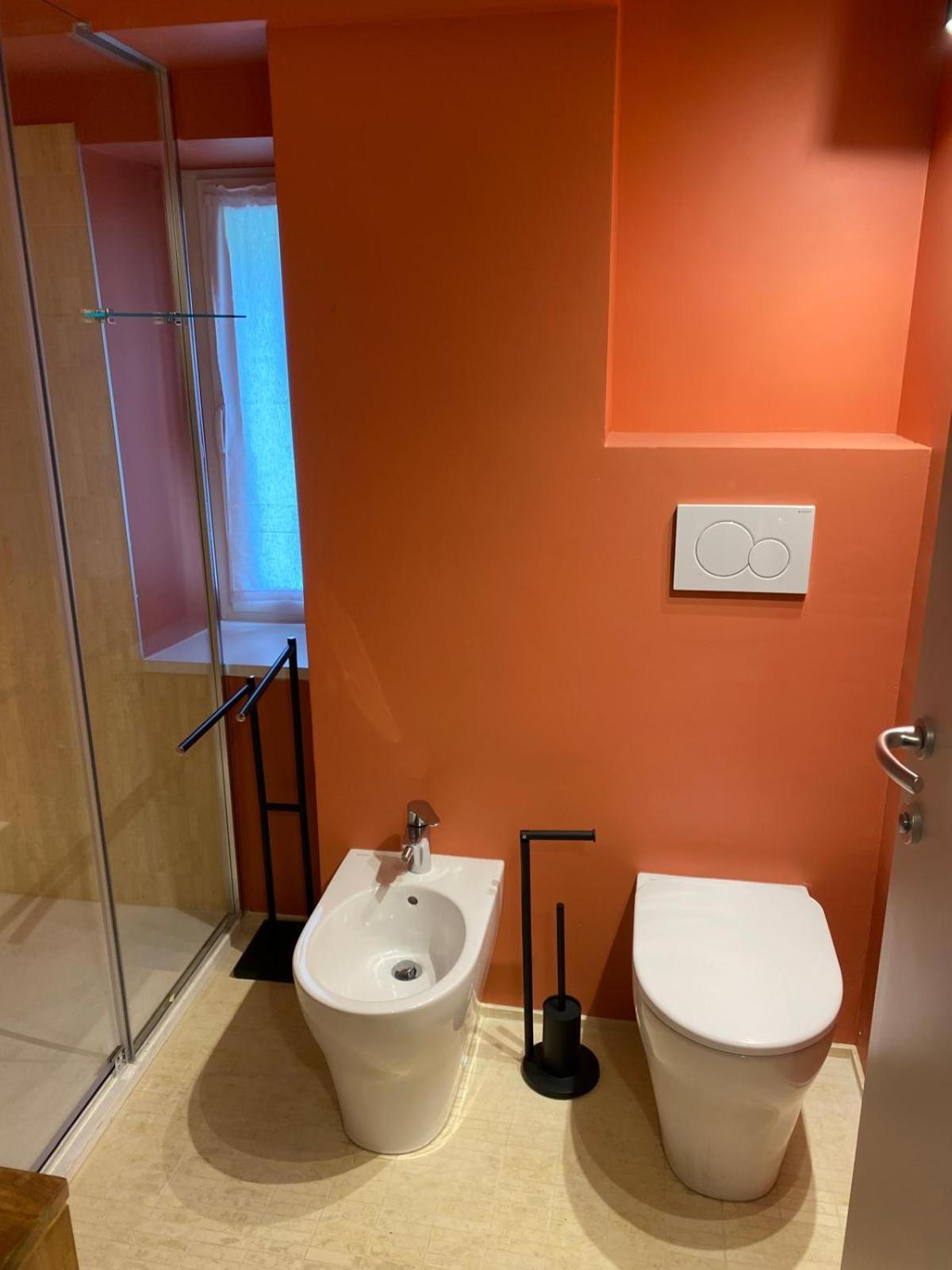 Al Fronte Mare Suites Apartments Múggia Екстериор снимка